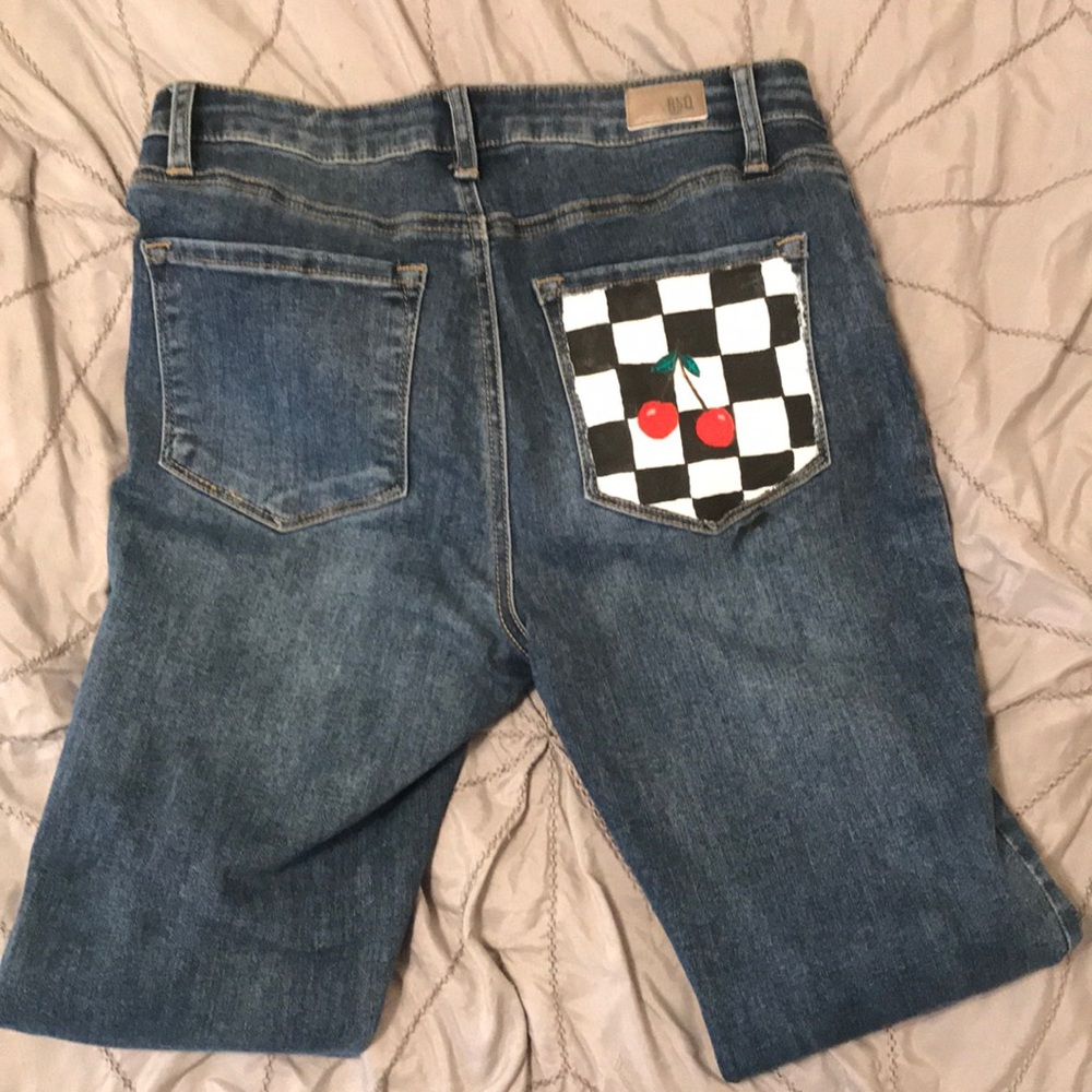 Custom pocket cutoff high rise jegging